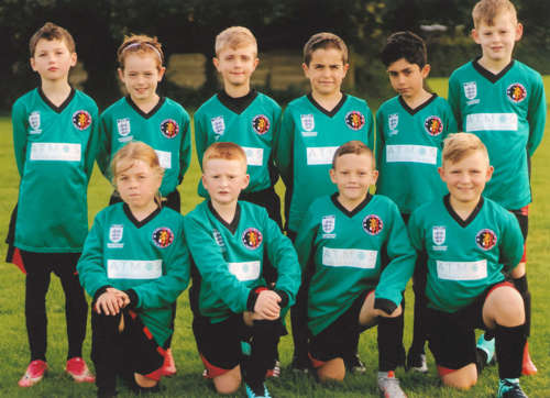 Photograph of Bramhall North 75 Eagles Under 9s Football Team who is sponsored by Atmos International